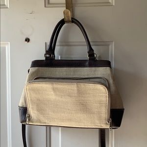 Handbag with shoulder strap